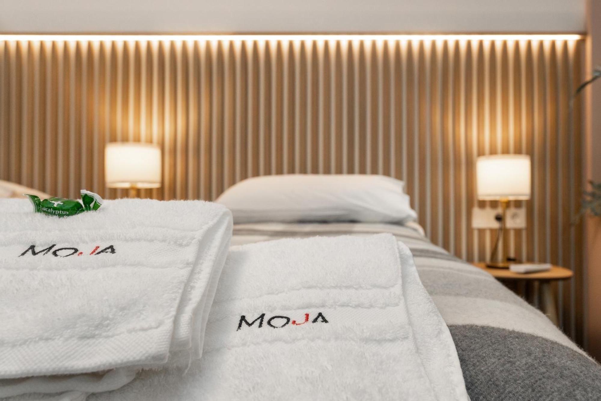 Moja Accommodation Каунас Екстериор снимка